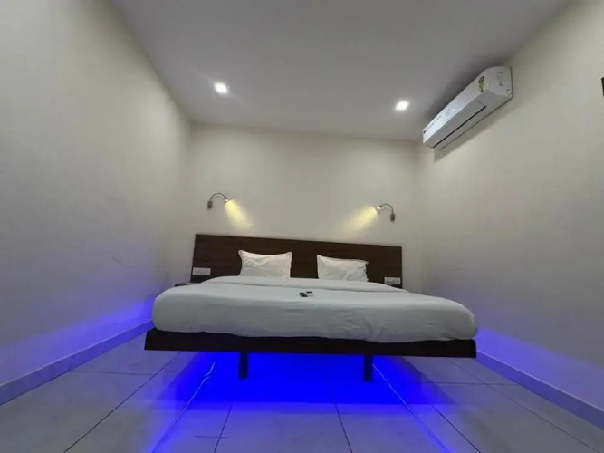 Hotel 36 West Inn