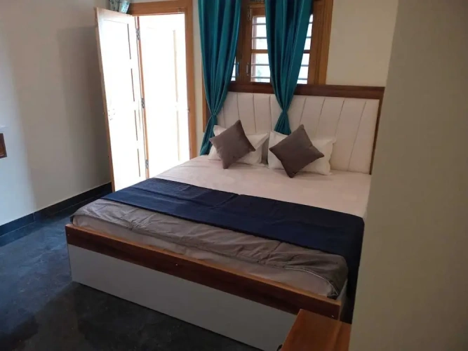 Standard Double room with balcony