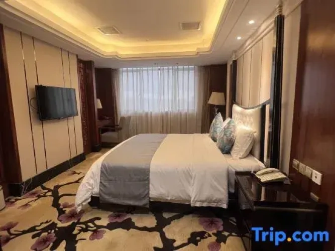 Standard Double room with view