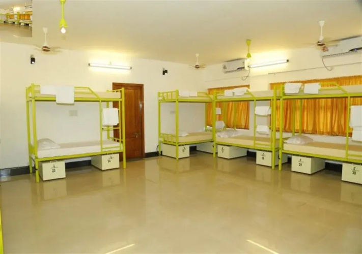 Hostel By The Sea
