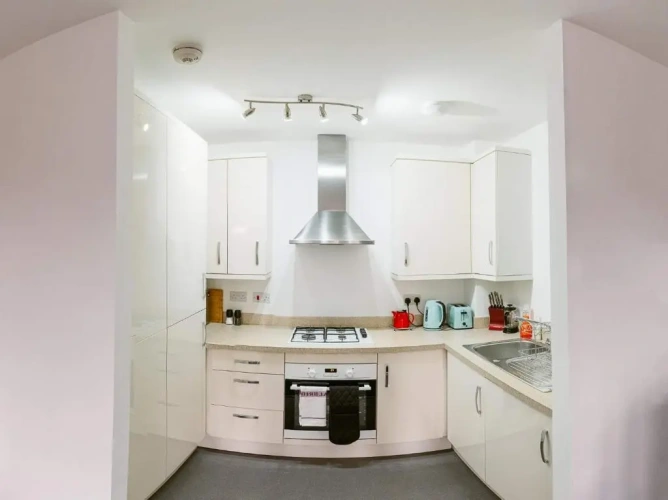 1 Bedroom Apartment