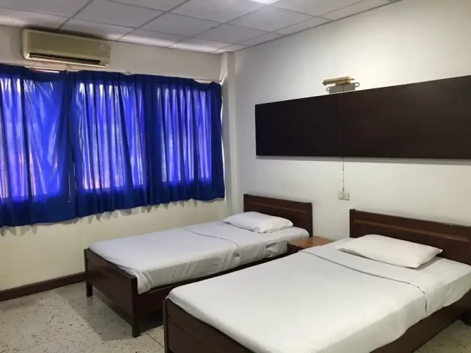 Economy room