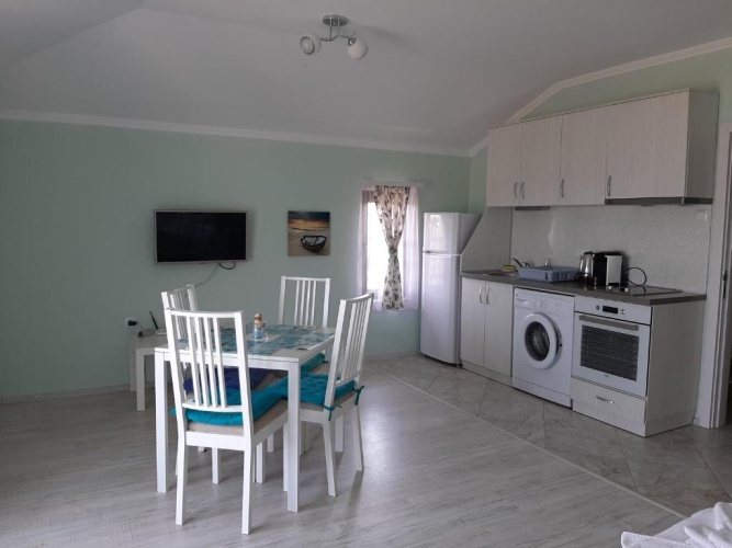 2 Bedrooms Apartment with balcony and with view