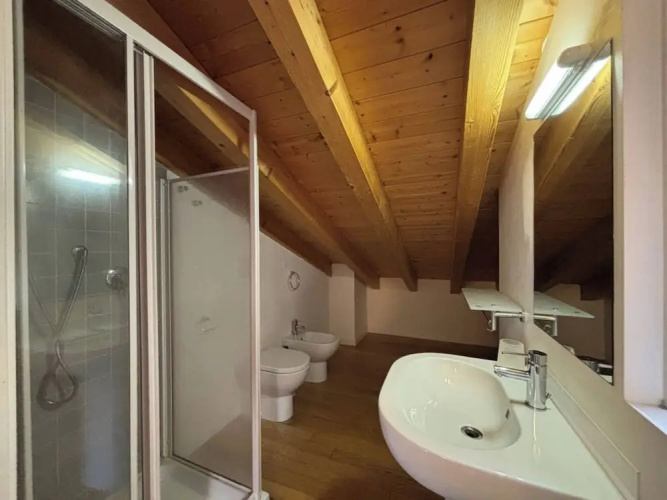 Flat With Swimming Pool and Balcony
