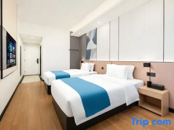 Premium Triple room