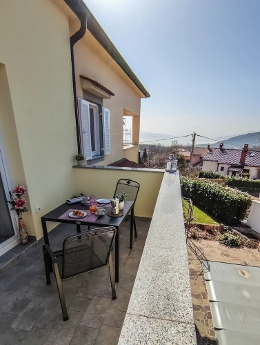 2 Bedrooms Apartment with balcony and with pool view