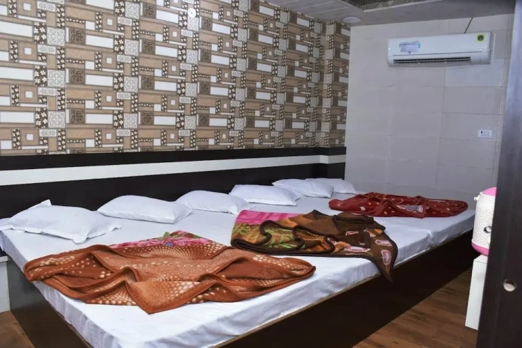 Deluxe Quadruple room
