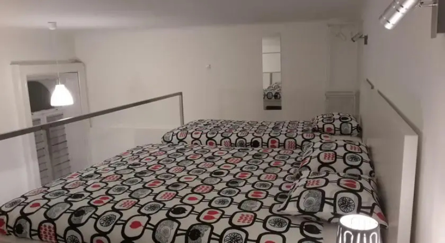 Kodaly Art Apartment