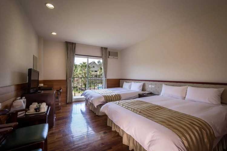 CRYSTAL RESORT - European Villa