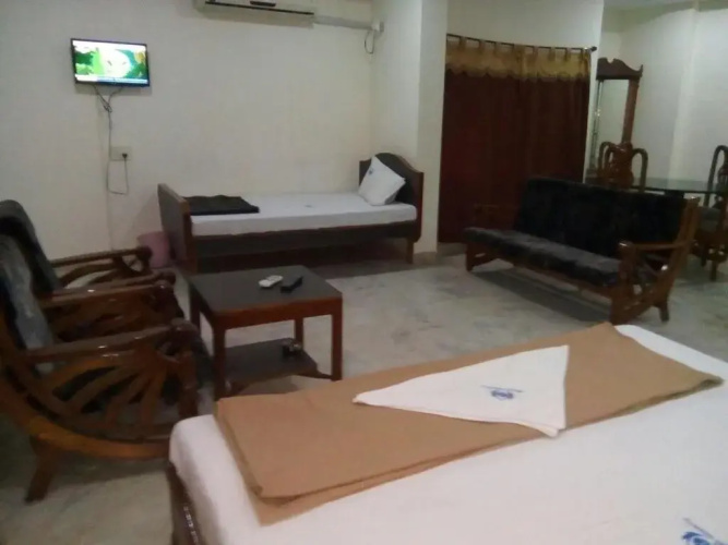 Collection O Poojith Residency