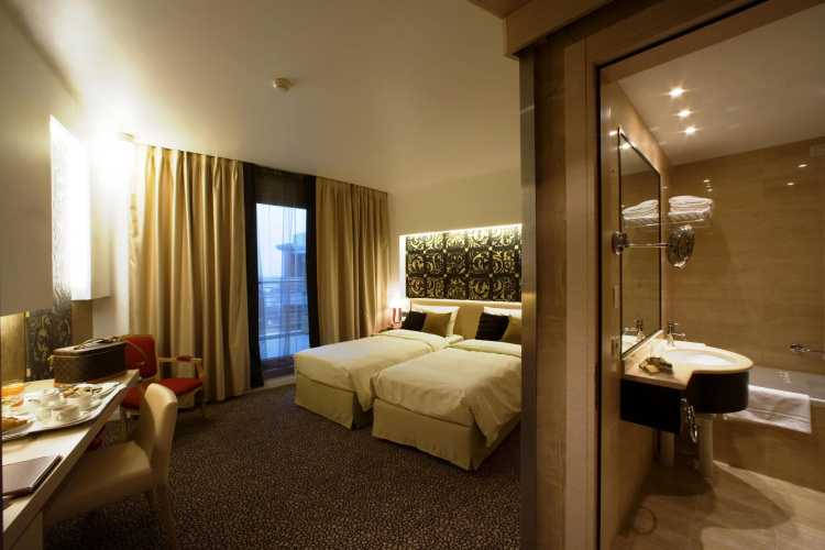 Antony Palace Hotel