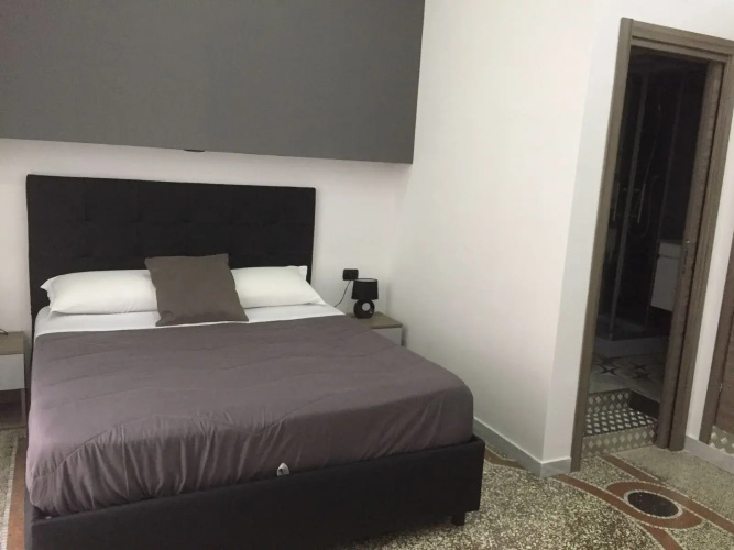MB95 Mezzocannone Luxurious B&B