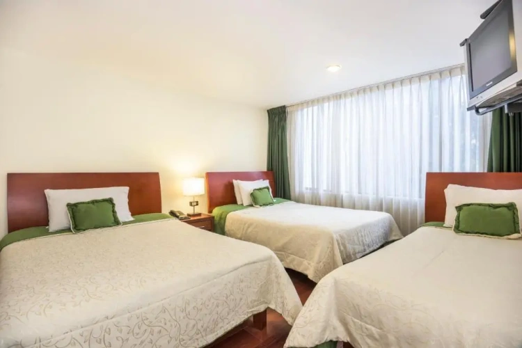 Standard Quadruple room