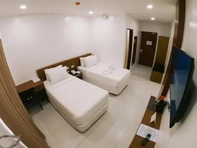 Cris Inn - Tagum