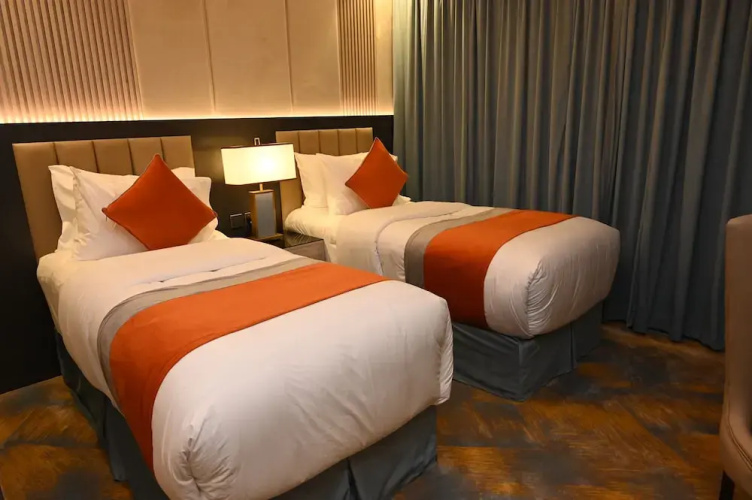 Aman Hotel ALmaali