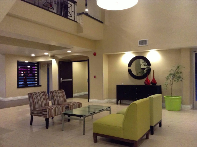 DoubleTree by Hilton Chatsworth