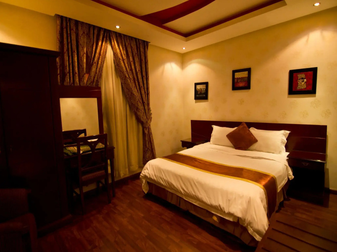 Rest Night Hotel Suites- AL Ta`awon