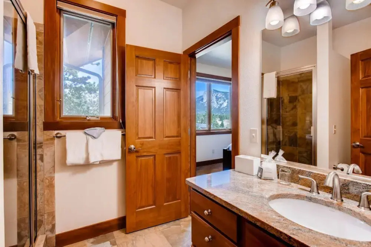Black Canyon Inn Unit J2