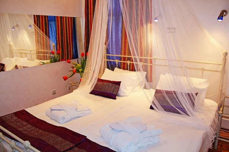 Double Suite