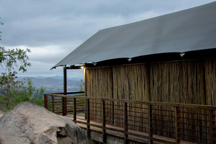 Ndhula Luxury Tented Lodge