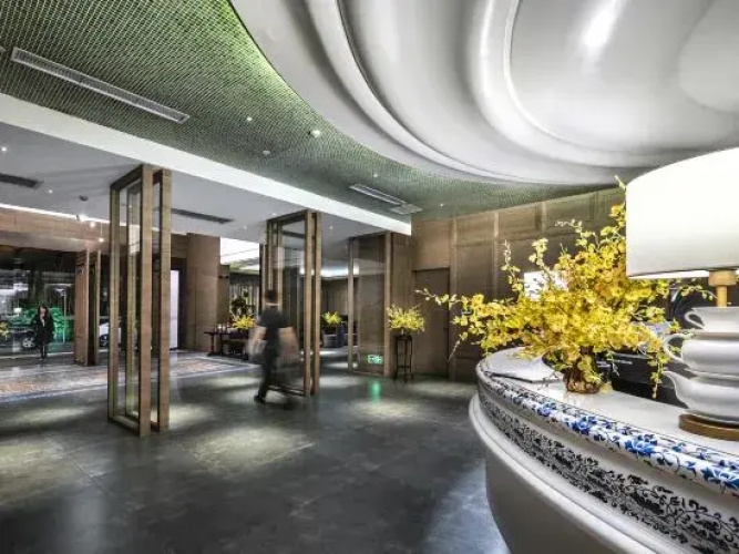F&F Hotel