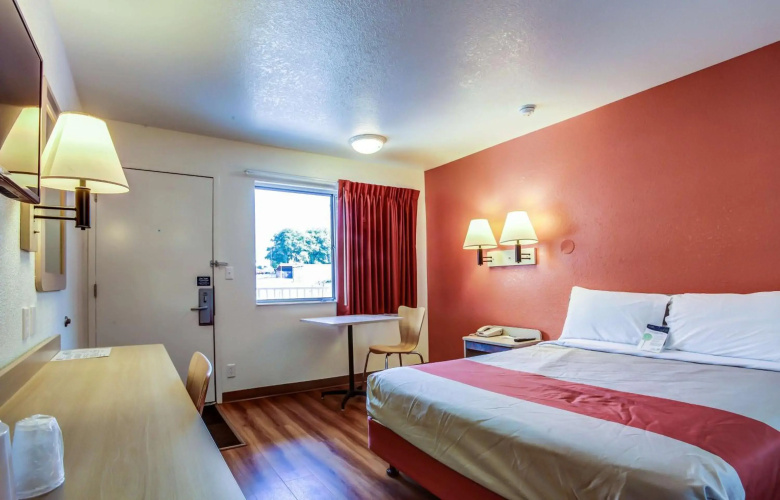 Motel 6 Grants Pass, OR