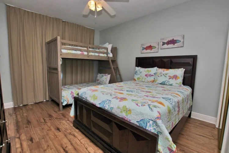 Standard room with balcony