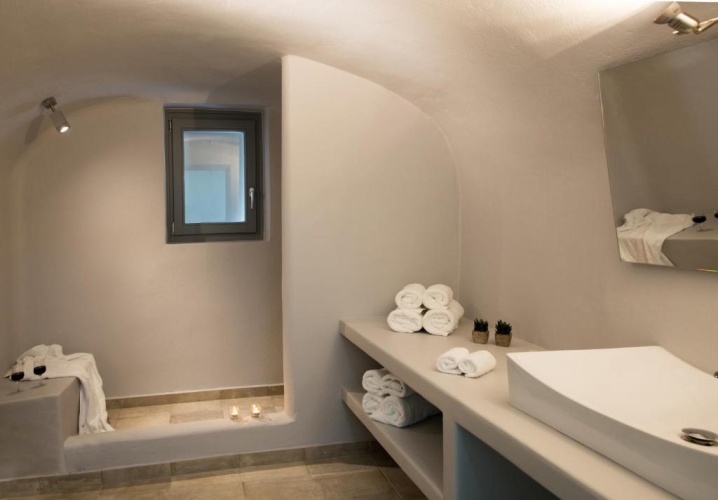 2 Bedrooms Cottage