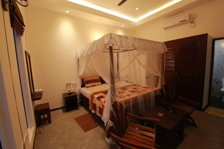 Hikka Boutique