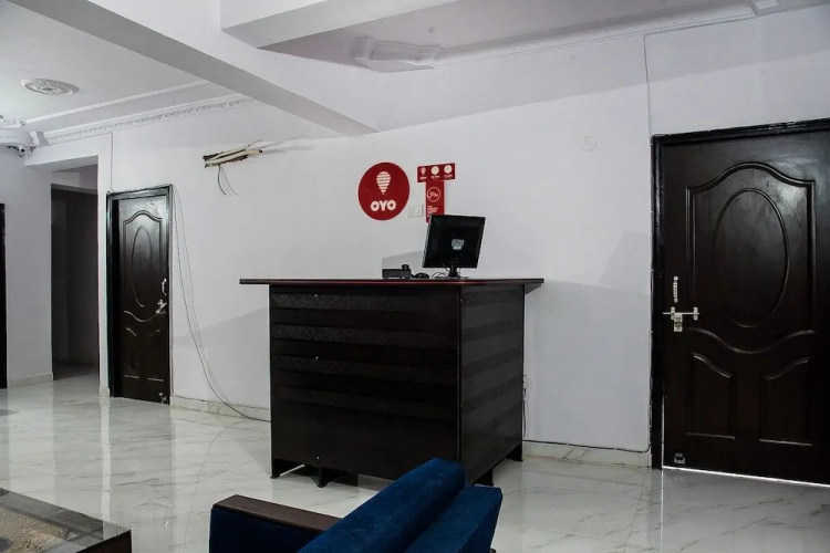 OYO 16360 Green Homes