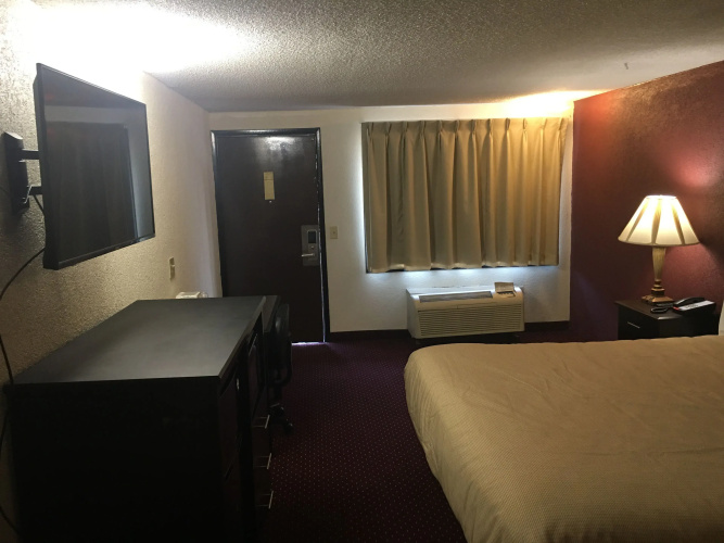 America's Best Inn - Troy