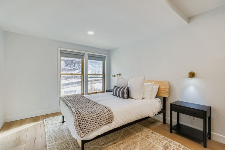Pet Friendly! Elevation 25 2 Bedroom Home