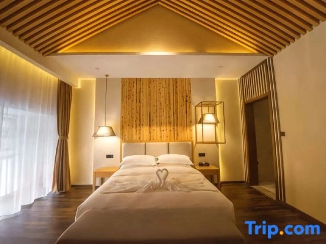 Deluxe Double Suite