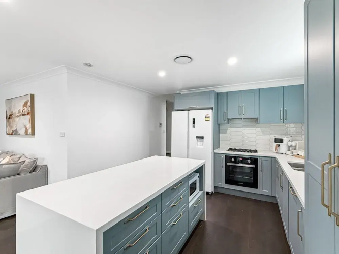 Spacious 3-bedroom Home With Private Pool & BBQ