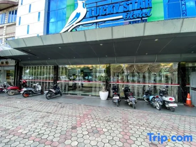 Lucky Star Hotel Near Harbour Bay Batam
