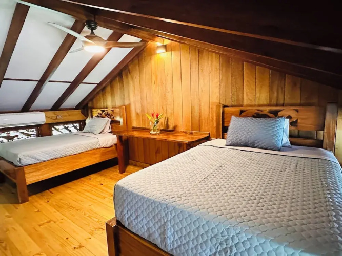 Bocas Beachfront Lodge
