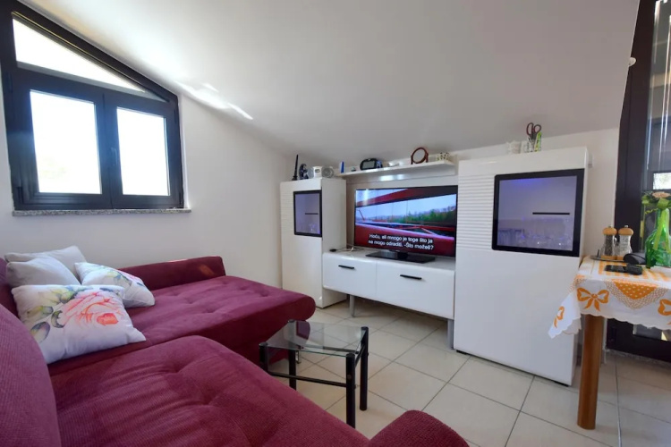 Apartment Kocmut - Vantačići