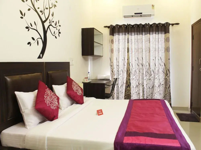 OYO 2384 Hotel Epic Inn
