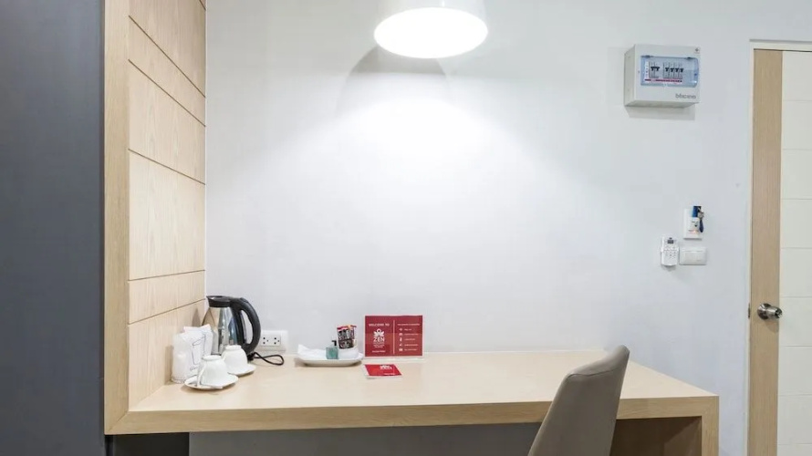 ZEN Rooms Patak