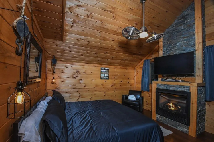 Lakestar Chalet by Taylor Made Deep Creek