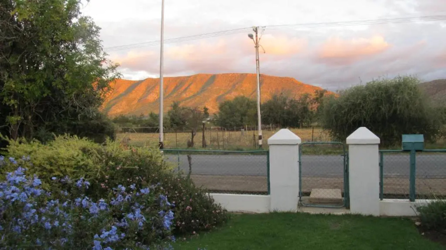 Acacia Cottage