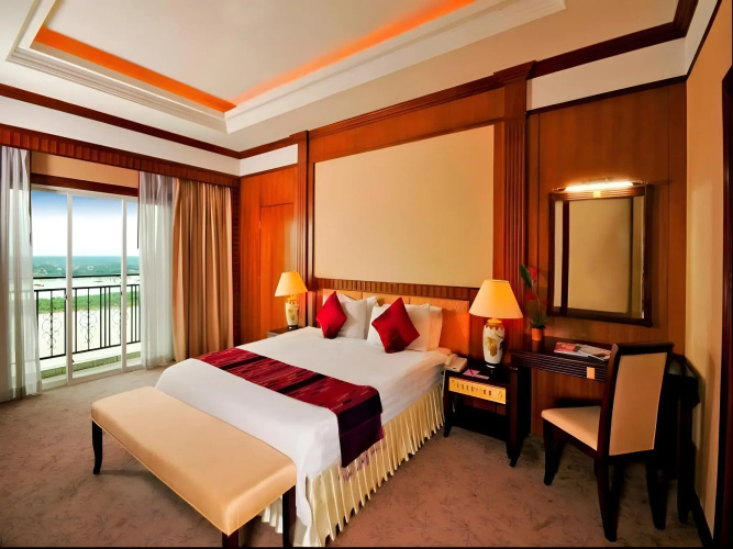 Don Chan Palace, Hotel & Convention