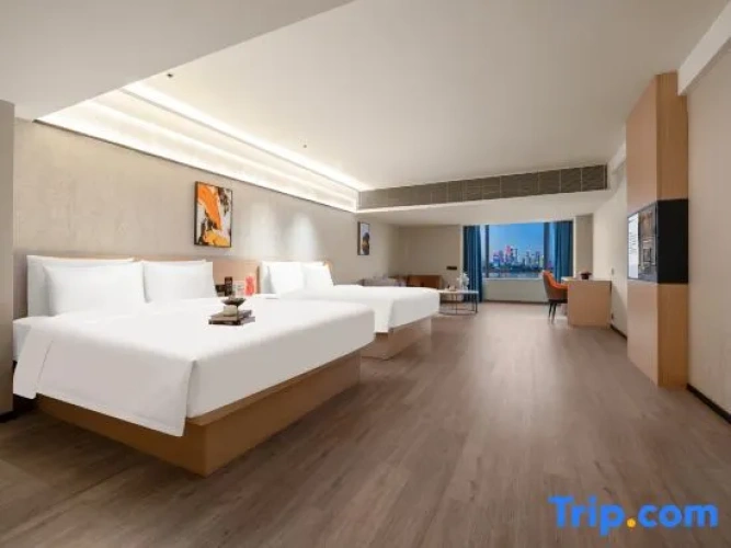 Quadruple Suite with river view