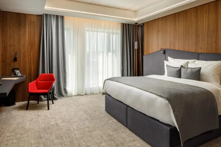 Qosmo Brasov Hotel