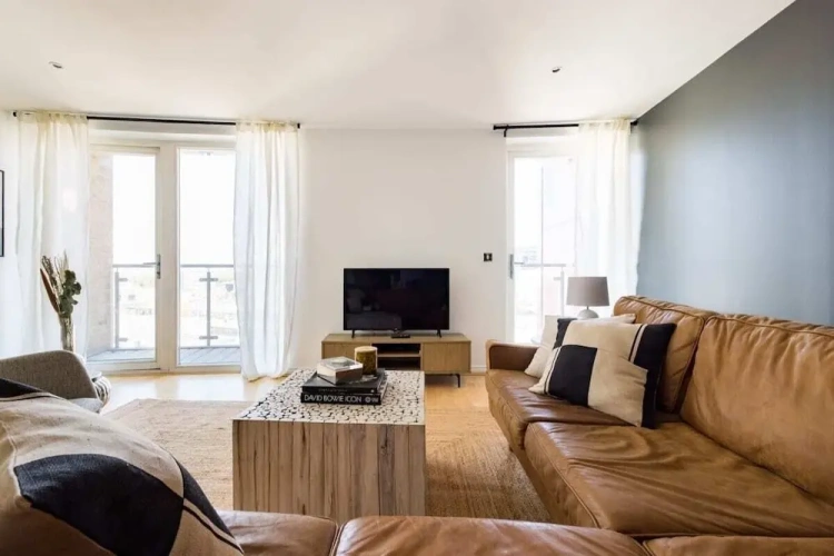 2 Bedrooms Apartment with balcony
