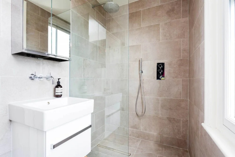Pared-back Elegance