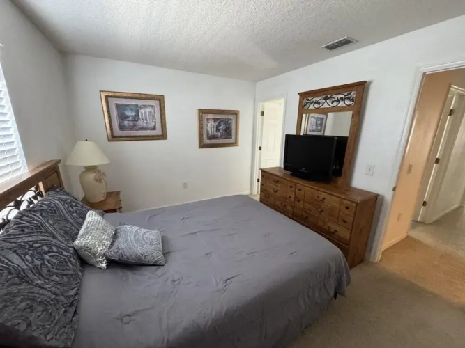 Cullen Villa 4 Bedroom Home
