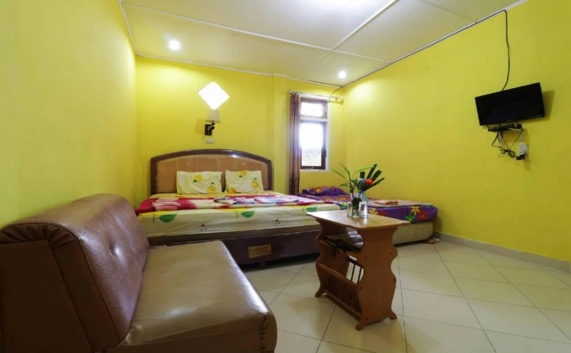 Penginapan Mafir