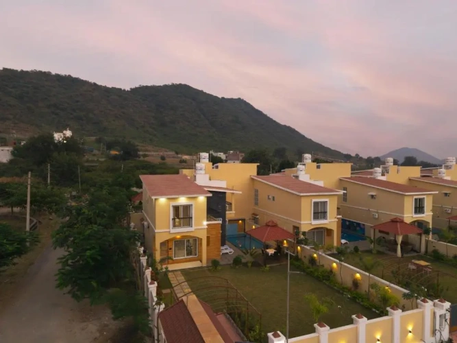 3 Bedrooms Villa