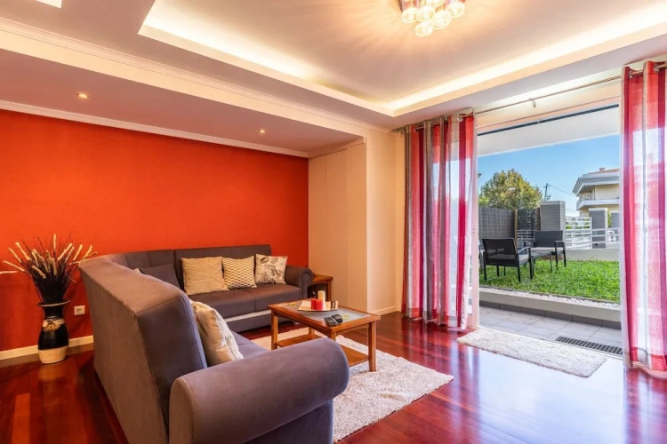 3 Bedrooms Apartment